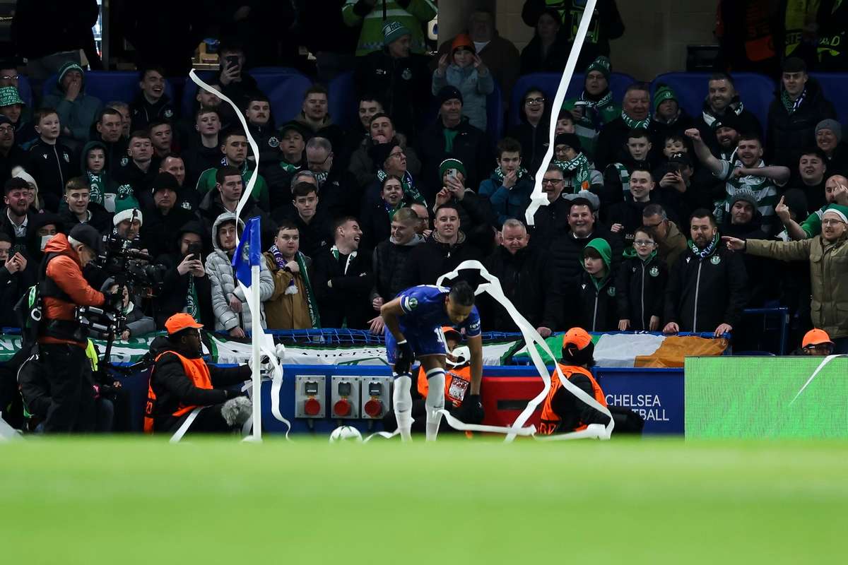 Chelsea si Shamrock au primit amenzi UEFA dupa meci