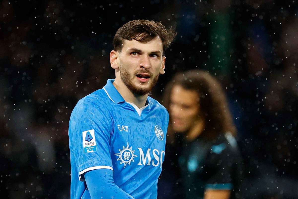 Khvicha Kvaratskhelia confirma plecarea de la Napoli printr un mesaj de ramas bun