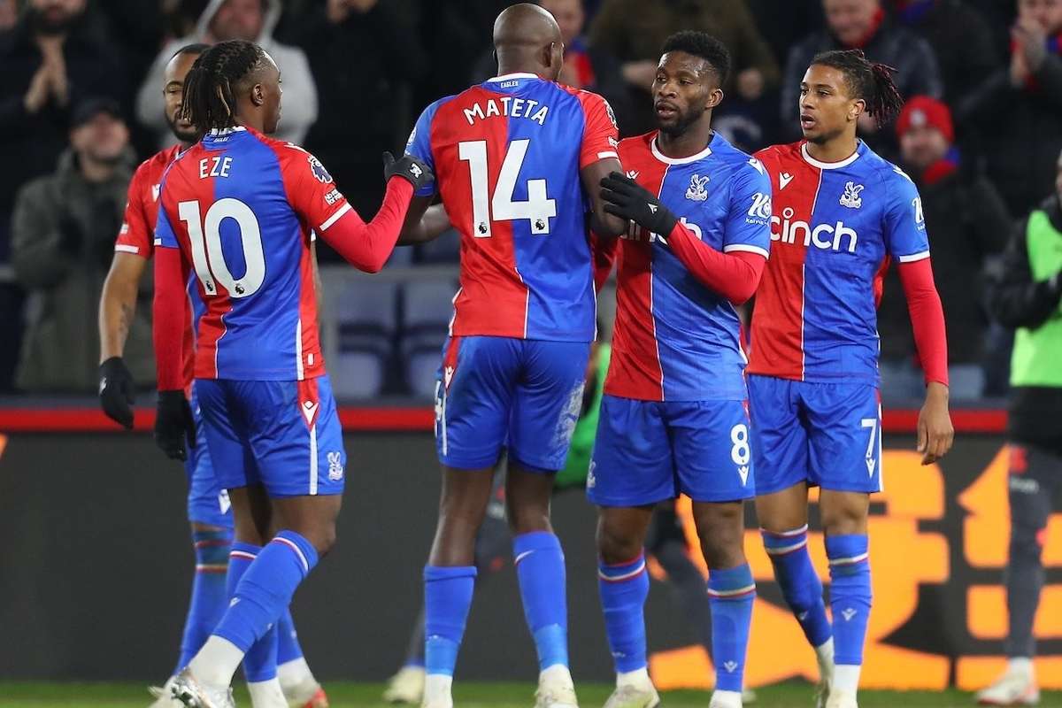 Starul apararii lui Palace dorit de Manchester United