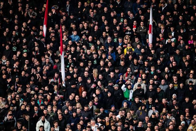 Suporterii Feyenoord interzisi sa calatoreasca la Lille