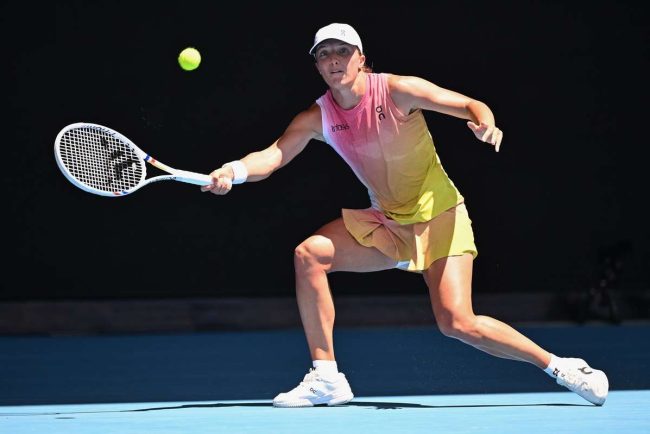 Tracker Tenis AO 2025 Swiatek vs Navarro Svitolina eliminata de Keys