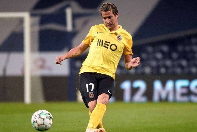 VIDEO Fabio Coentrao implicat in comert ilegal cu crustacee Reactie dura catre presa