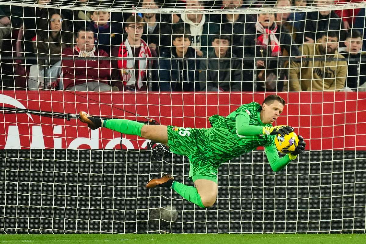 Barcelona nu vrea ca Szczesny sa se retraga