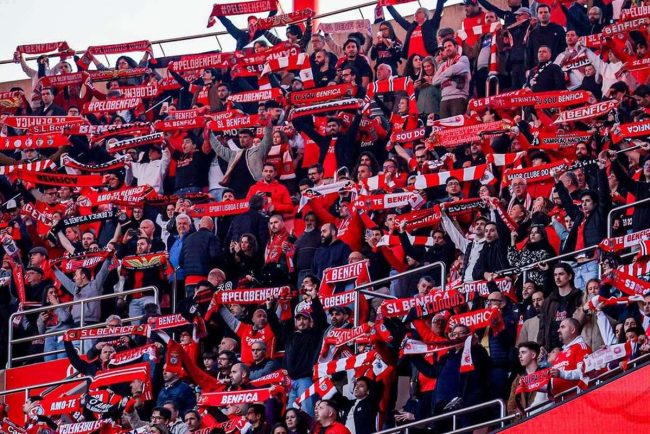 Benfica Lisabona este primul club cu 400000 membri