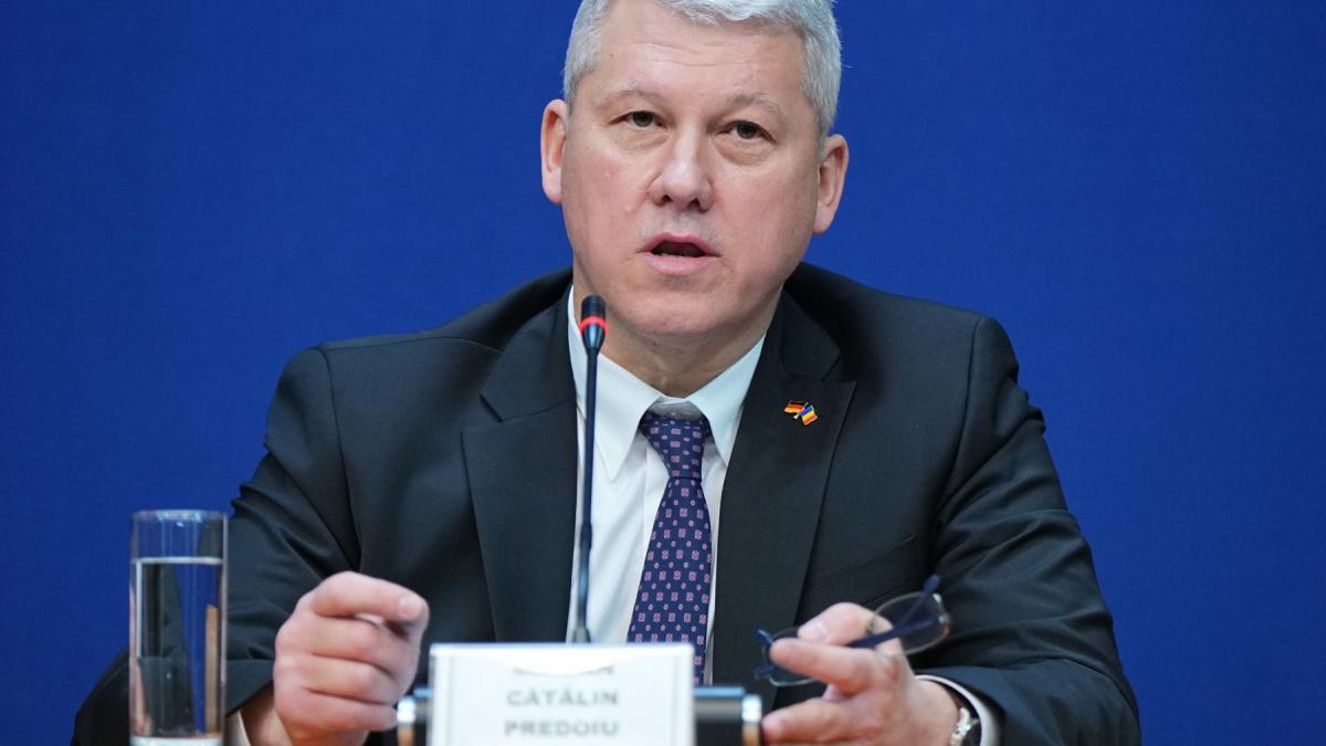 Catalin Predoiu Politia nu face politica legea e pentru toti