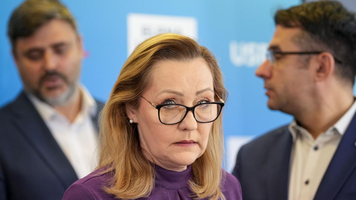 Lasconi ii solicita lui Ilie Bolojan desecretizarea cheltuielilor Administratiei Prezidentiale si explicarea anularii alegerilor