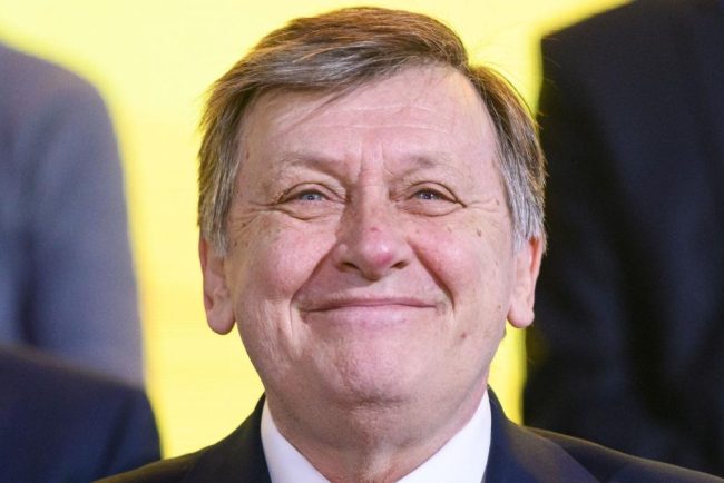 Liderii coalitiei au format alianta Romania Inainte pentru Antonescu