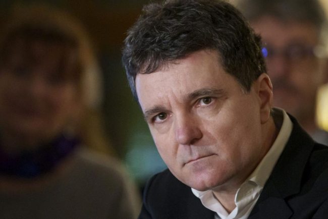 Nicusor Dan Bolojan si Hurezeanu au obligatia sa obtina un loc la masa discutiilor de la Paris