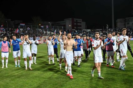 Rapid se poticneste la Galati Koljic rateaza ocazii mari la debut