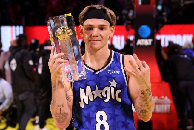 Rezumat NBA All Star McClung castiga concursul de slam dunk pentru a treia oara consecutiv