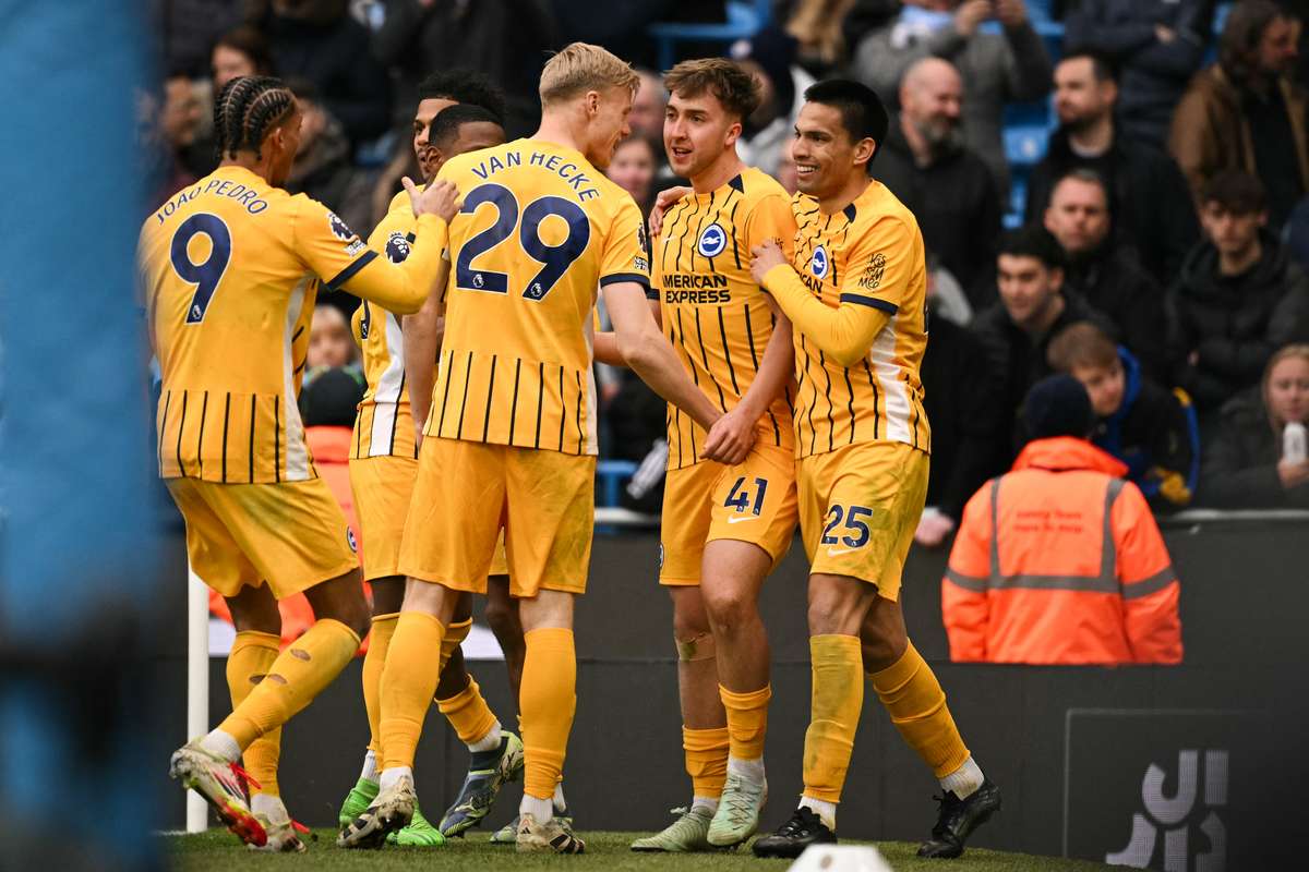 Brighton a revenit de doua ori pentru remiza iar Manchester City pierde iar puncte