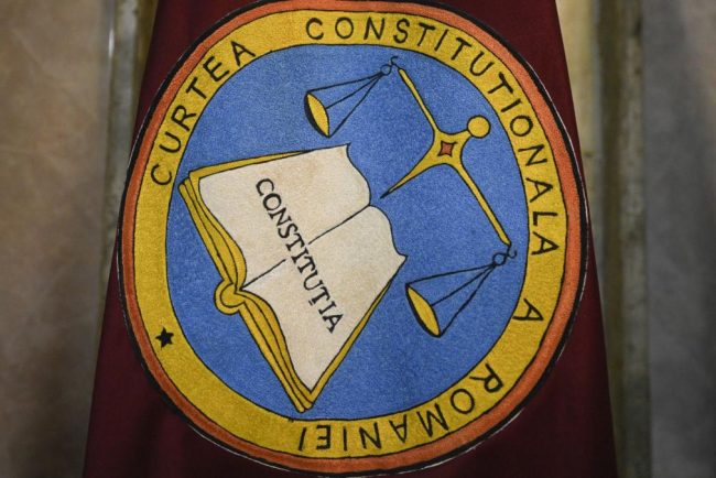 CCR analizeaza duminica contestatiile privind candidaturile lui George Simion si Victor Ponta