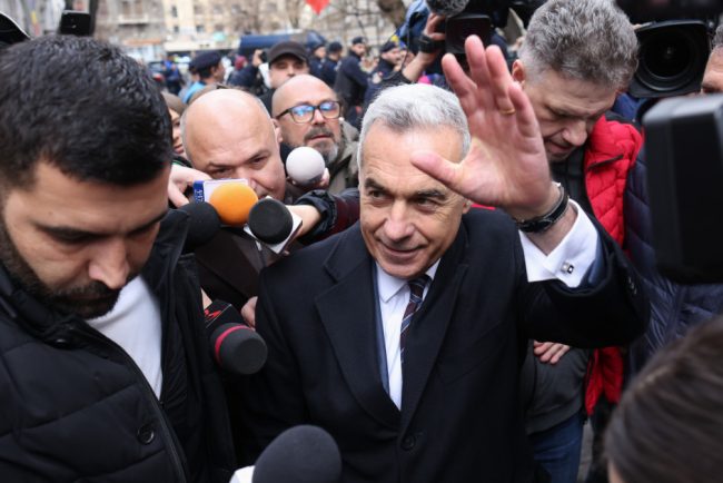 Calin Georgescu afla azi daca scapa de control judiciar