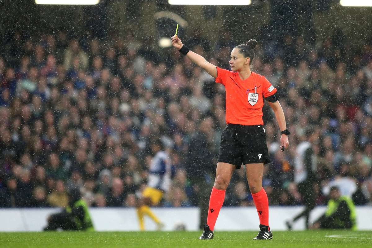 Iuliana Demetrescu va arbitra sferturi Champions League