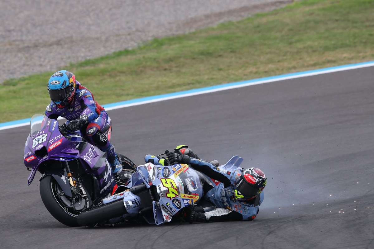 Miguel Oliveira spitalizat dupa accident cu Aldeguer