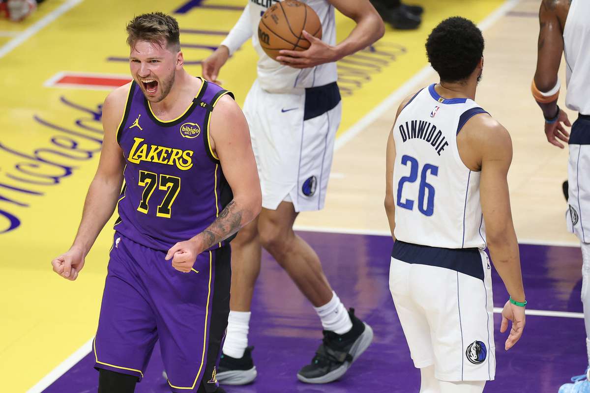 NBA Luka Doncic loveste fostul club Tripla dubla cu Dallas