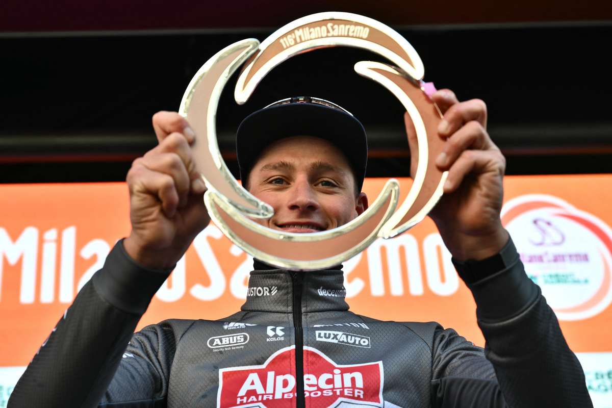 Olandezul Mathieu van der Poel a castigat Milano Sanremo