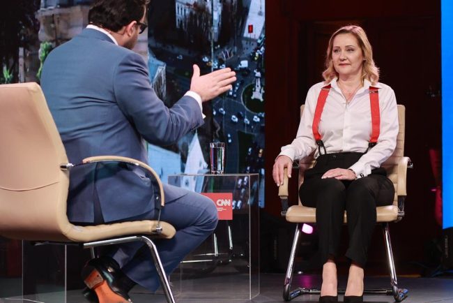 Elena Lasconi isi cere scuze pentru scrisoarea catre Trump si refuza sa explice motivul