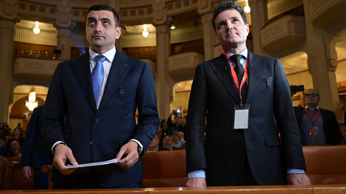 Nicusor Dan George Simion joaca un rol Una spune in privat alta public