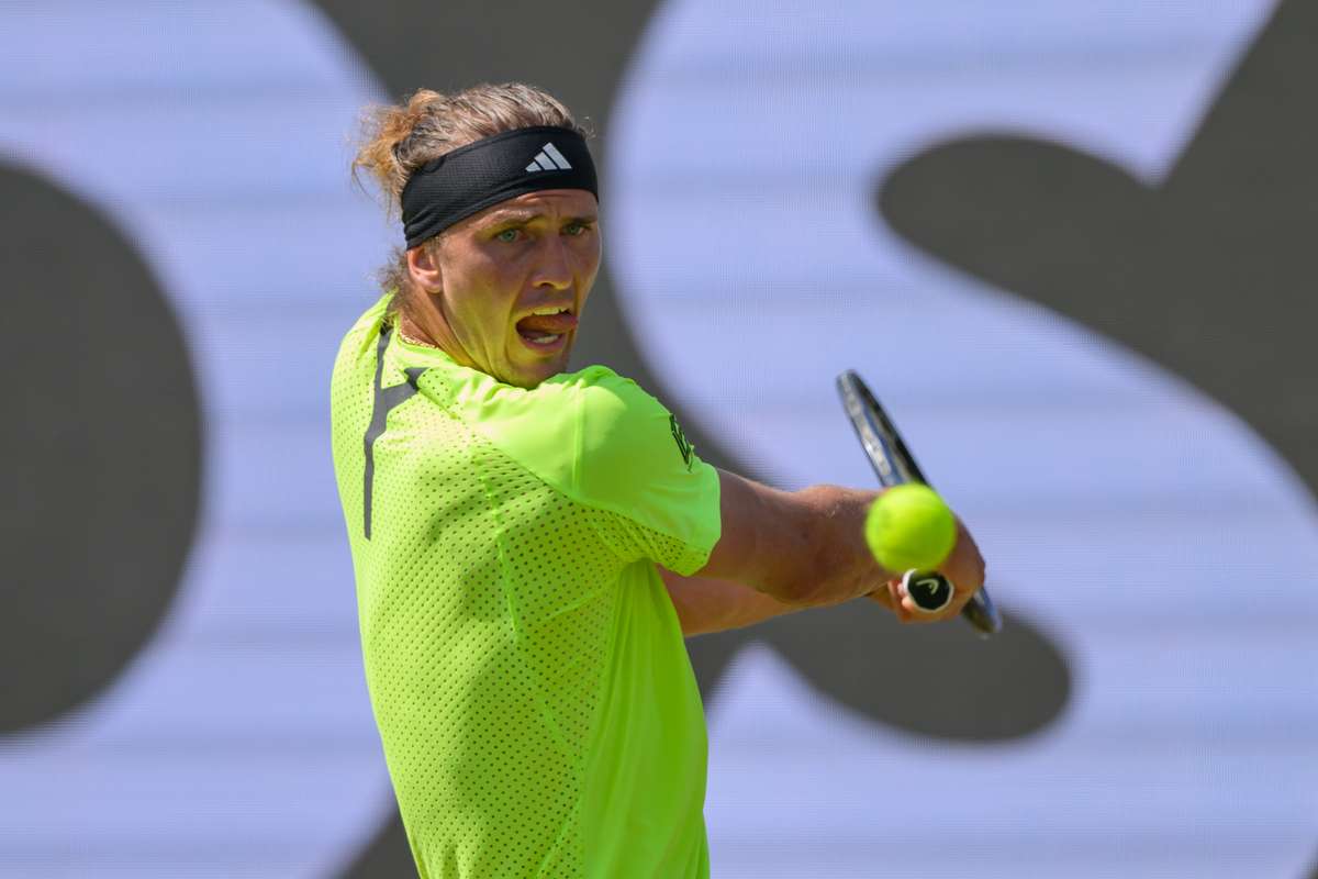 Alexander Zverev s a calificat in a 73 a semifinala