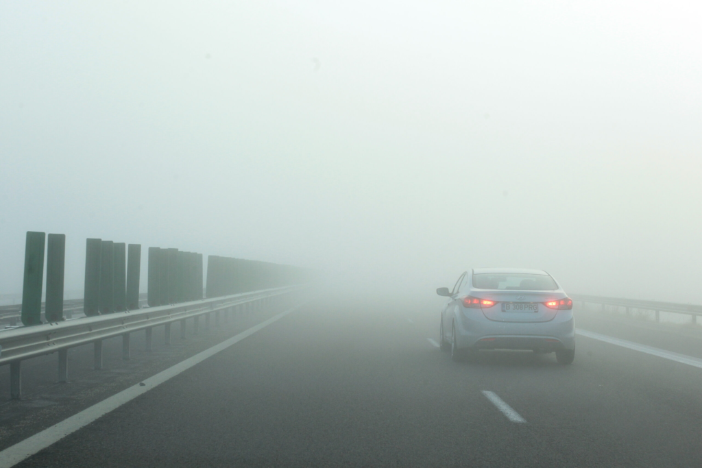 Ceata pe Autostrada Soarelui vizibilitate scazuta