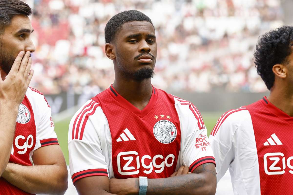 Chelsea a ajuns la acord cu Ajax pentru transferul lui Jorrel Hato