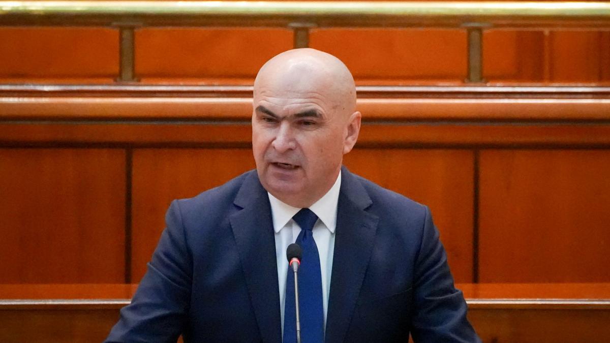 Guvernul isi asuma raspunderea pentru pachetul fiscal