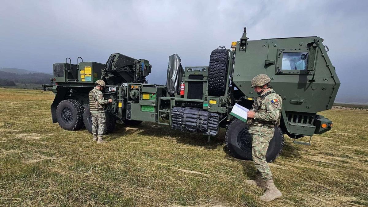 Ministrul Apararii Armata trebuie sa attractioneze tinerii