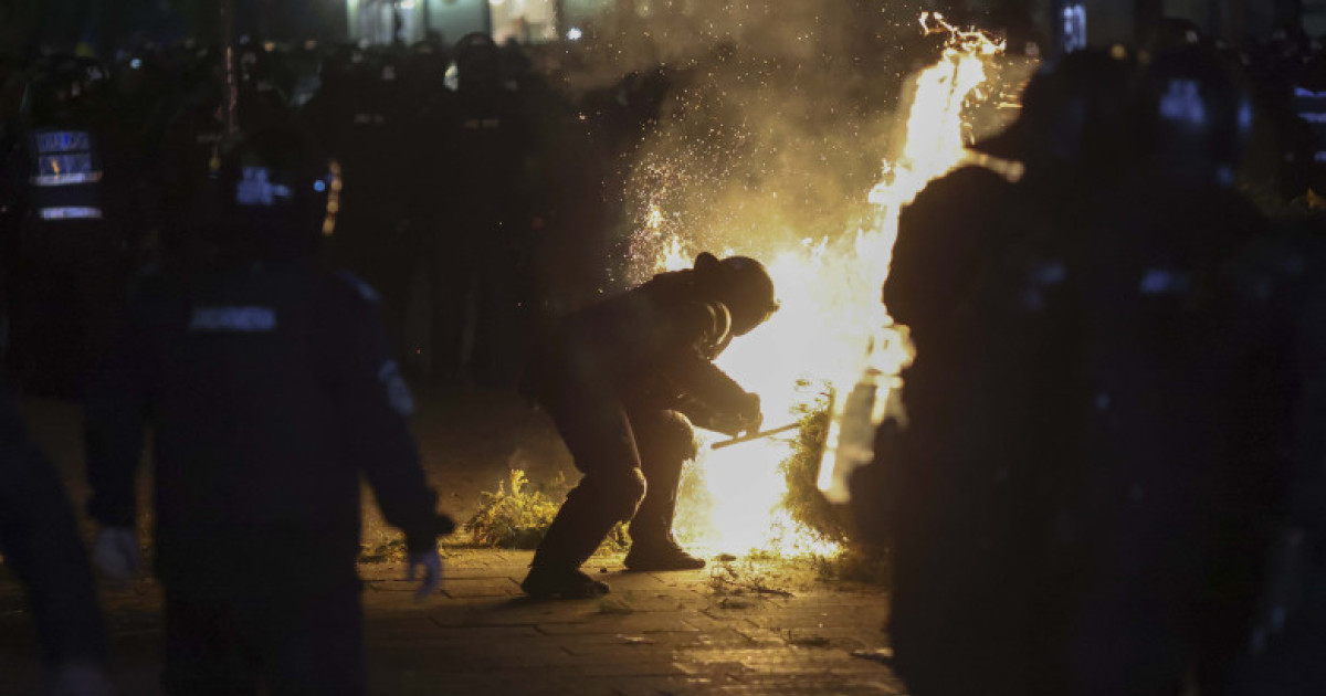 19 trimisi in judecata pentru violentele de la BEC