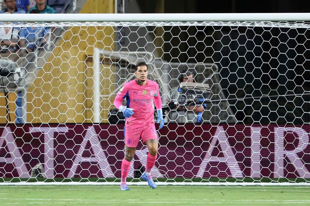 Galatasaray a facut o oferta pentru portarul Ederson