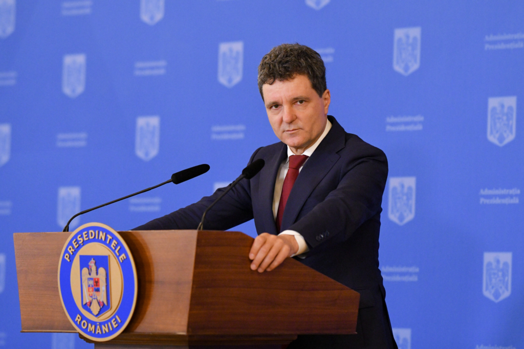 Nicustor Dan simbolul unei scheme frauduloase de investitii