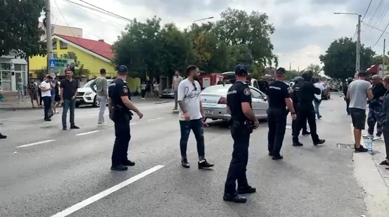 Batatie sangerosa in Craiova intre clanuri mafiote