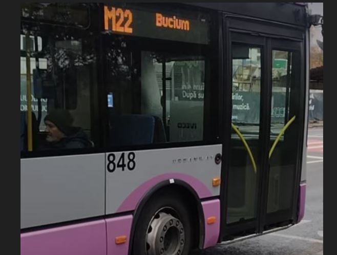 Clujenii din Floresti solicita mai multe autobuze M22 dimineata