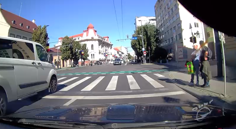 Incident in trafic la Cluj Napoca Sofer aproape de accident VIDEO
