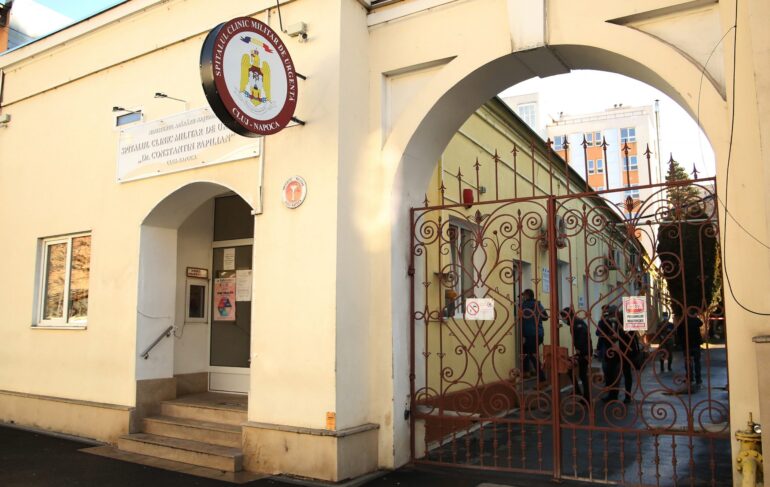 Spitalul Militar din Cluj vizitat de prefect Descoperirile Mariei Forna