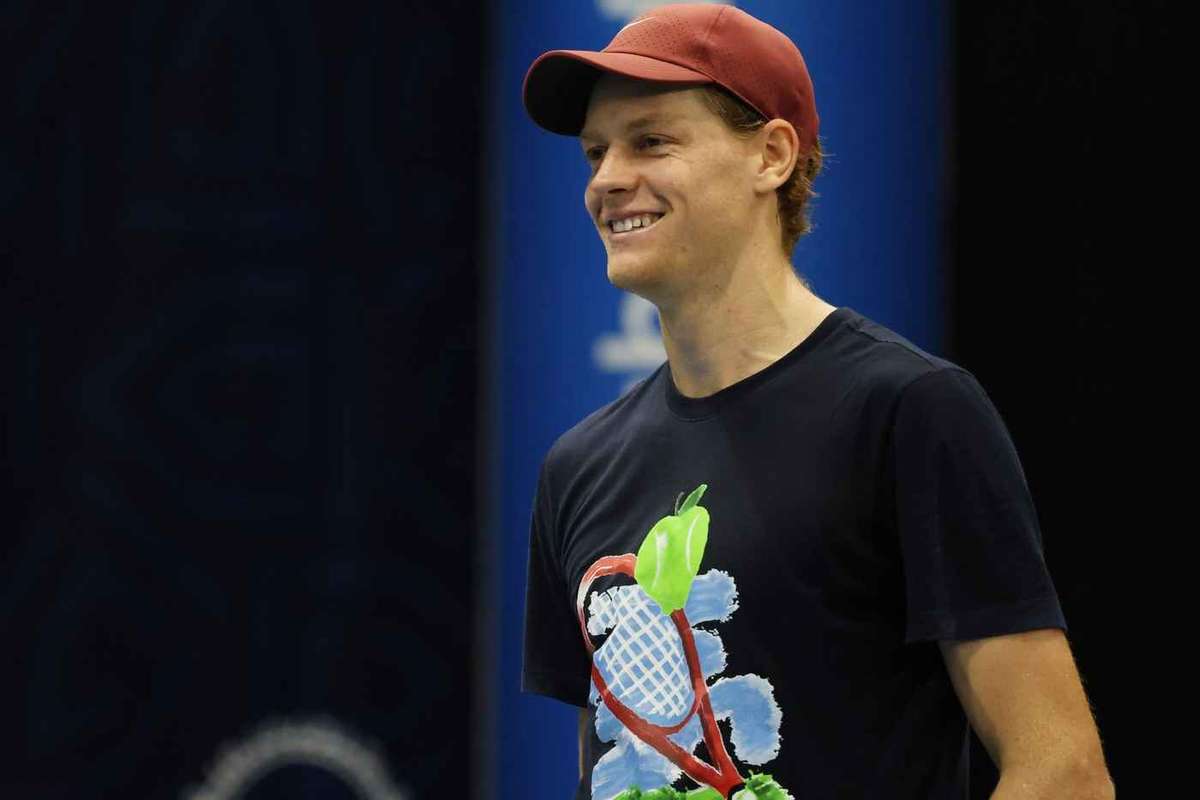 Tracker de Tenis Jannik Sinner debuteaza la Viena Fonseca Mensik meciul zilei la Basel