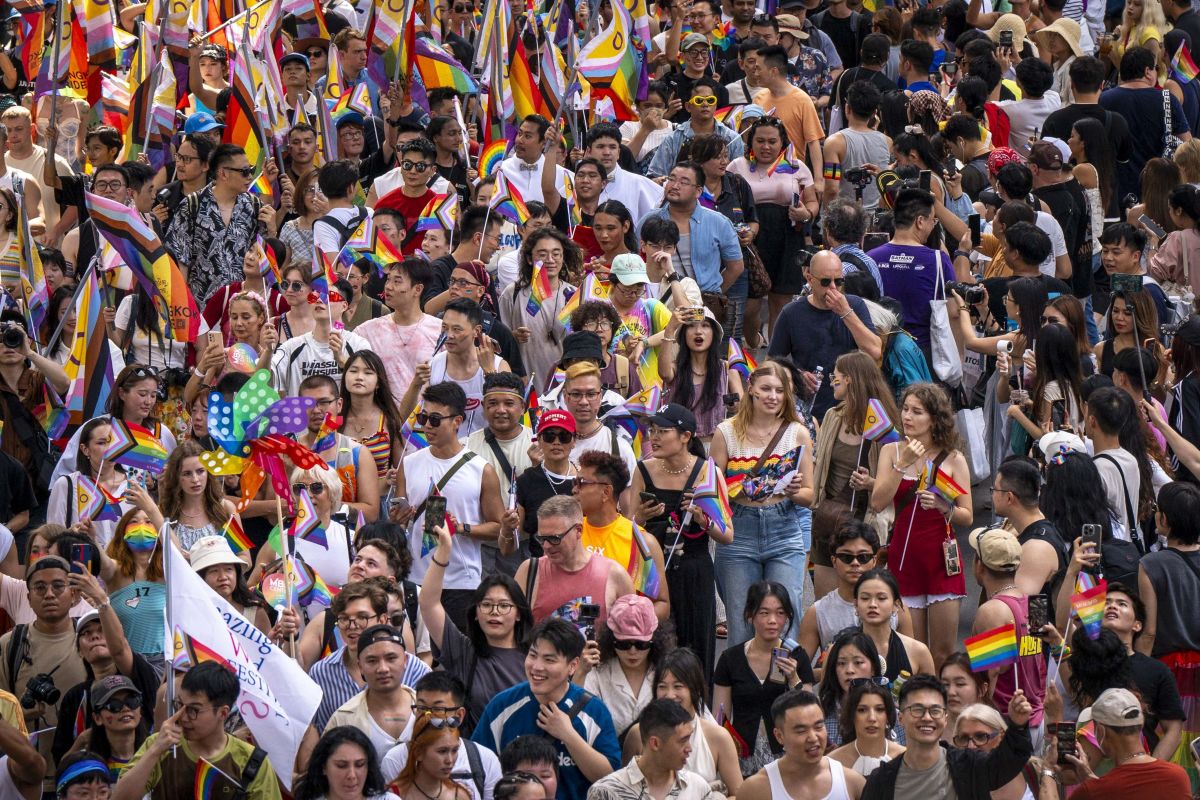 China interzice aplicatiile gay din App Store