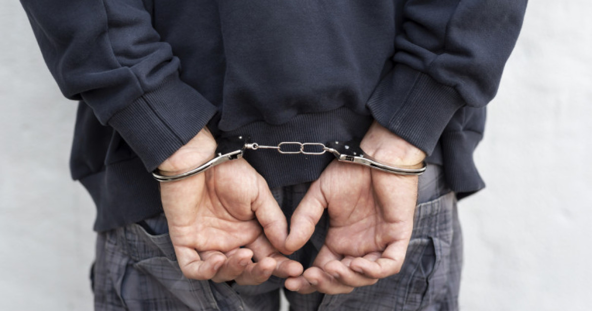 Fata de 14 ani agresata sexual langa biserica