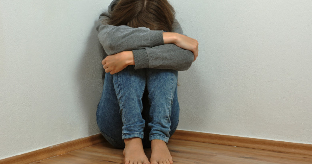 Fata de 16 ani agresata de antrenorul de lupte