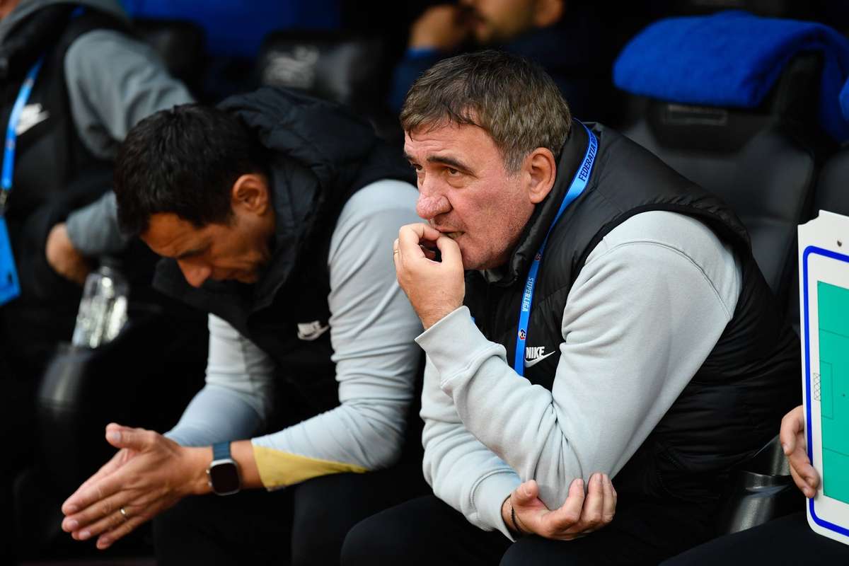 Gica Hagi il sustine pe Mircea Lucescu E gresit