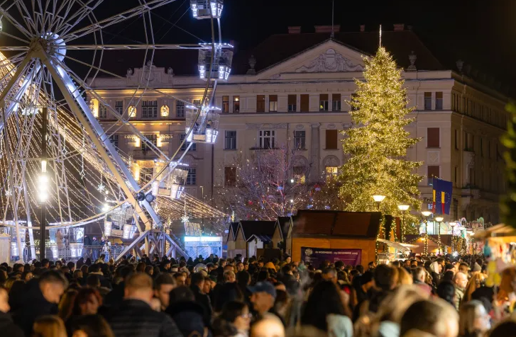 Cluj Napoca straluceste pana la final de an