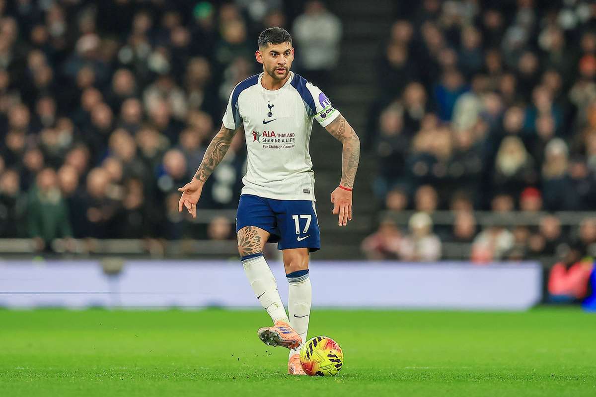 Cristian Romero urmarit de federatia engleza dupa meciul cu Liverpool