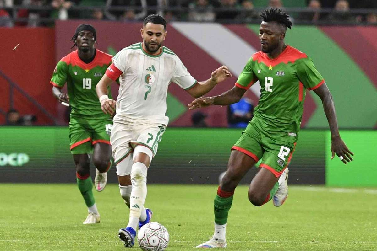 Mahrez califica Algeria in optimile Cupei Africii