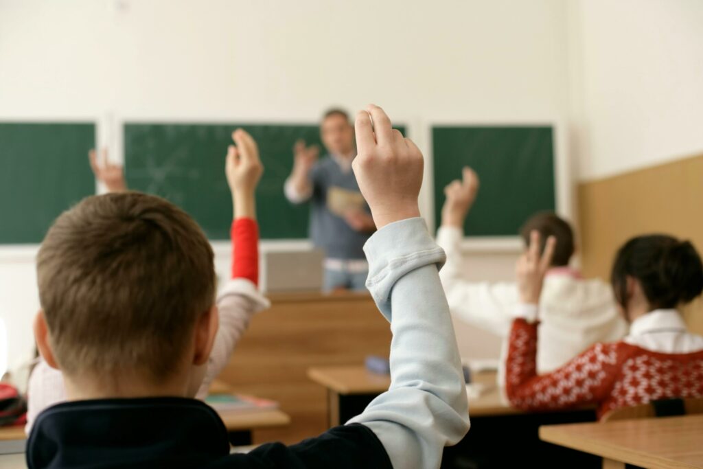 Ministerul Educatiei clarificari despre reducerile de posturi