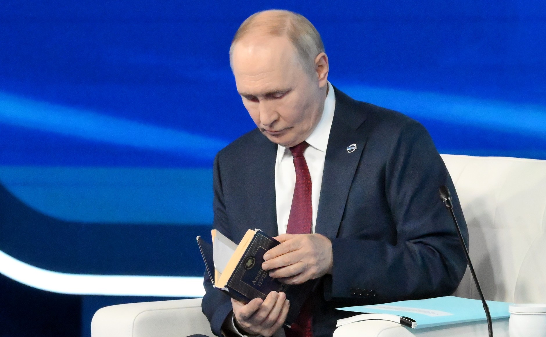 Moment umilitor pentru Putin a tcut 34 de secunde
