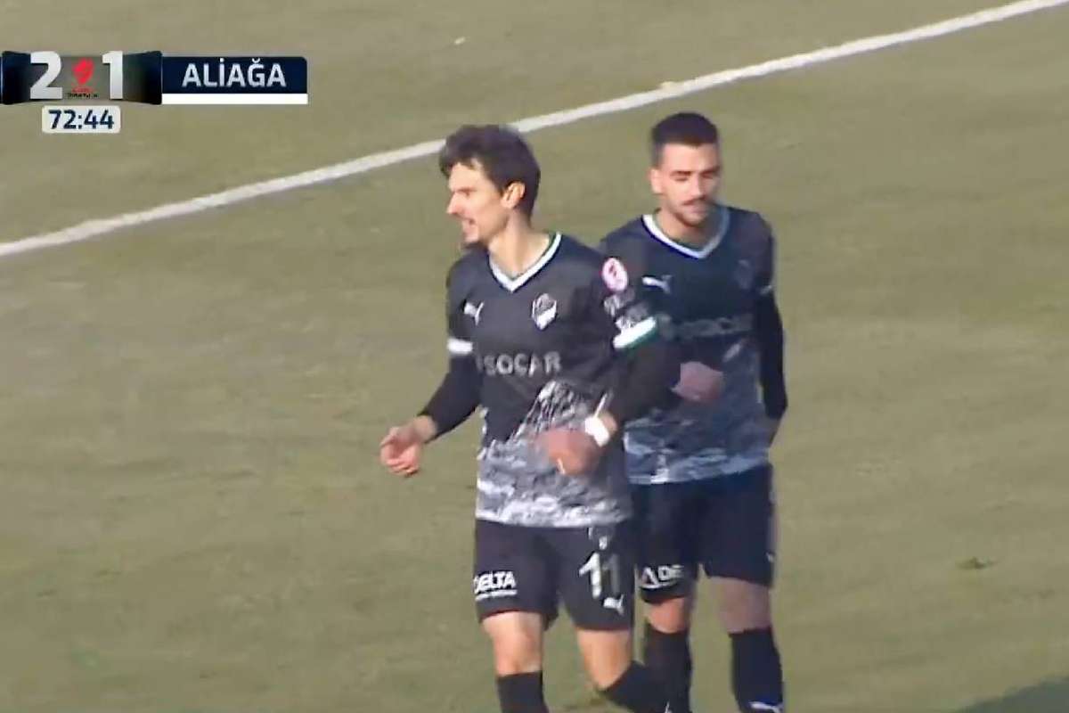 VIDEO Gol spectaculos de 25 de metri de Rotariu