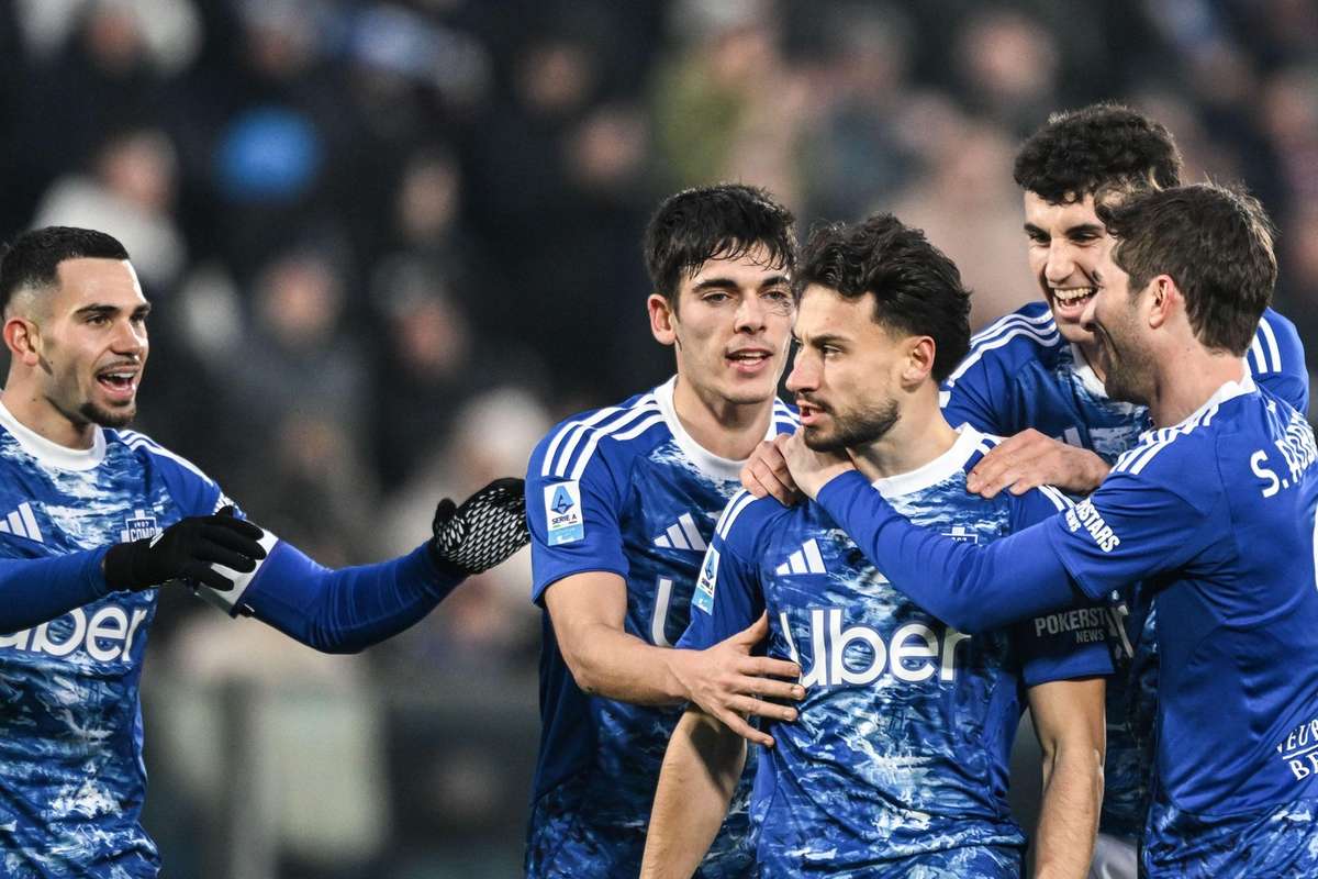 Cesc Fabregas a format o echipa spectaculoasa A invins categoric Torino si se apropie de locurile din UCL
