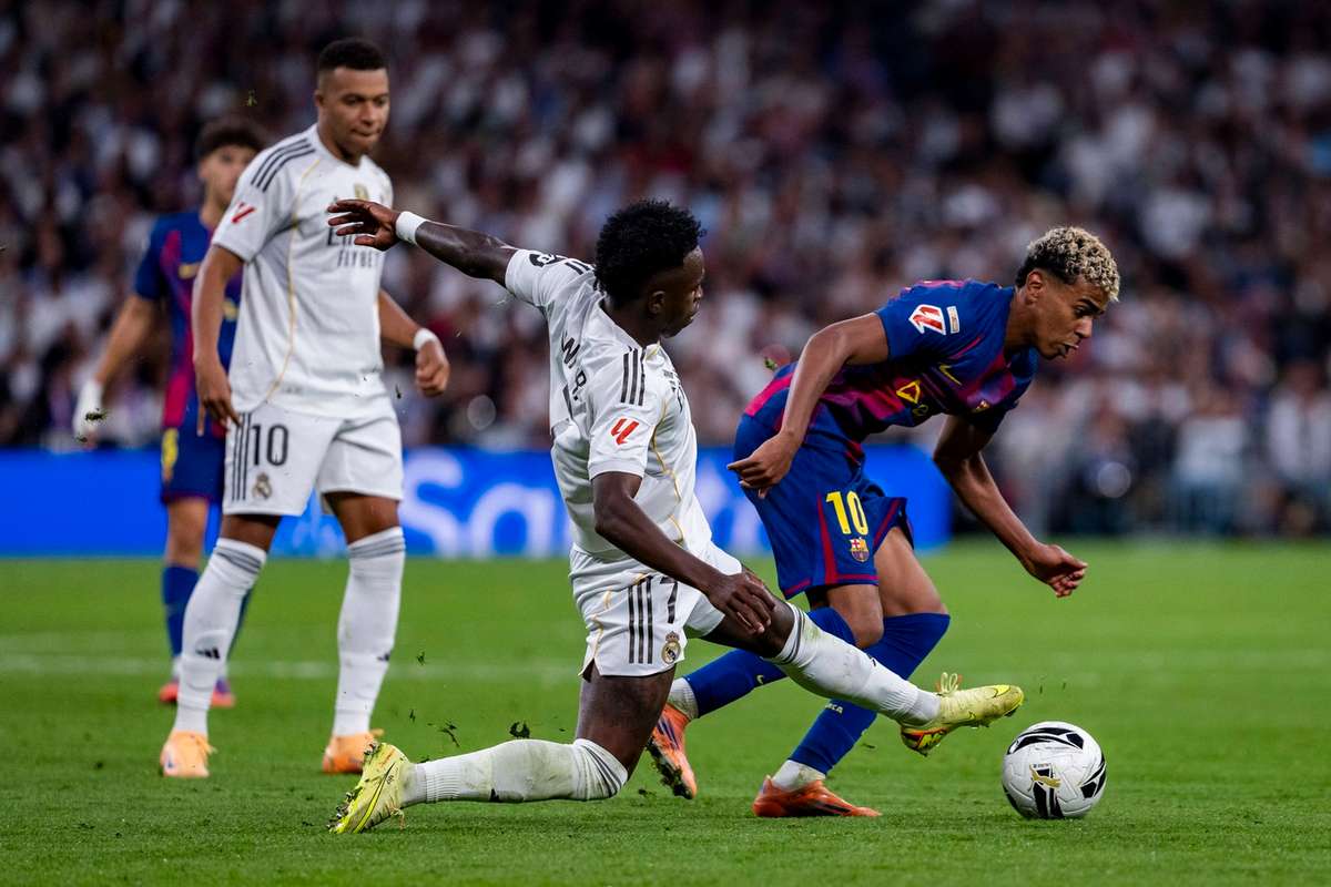 Cine transmite Barcelona Real Madrid Supercupa Spaniei