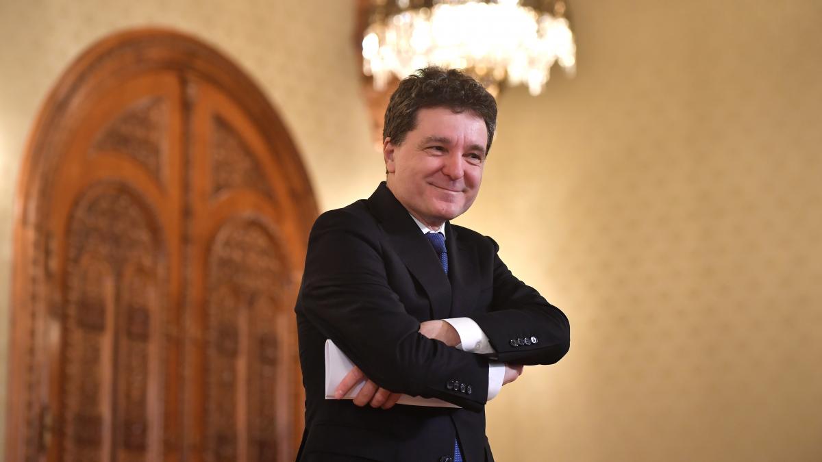 Nicisor Dan rade de suspendarea ceruta de AUR
