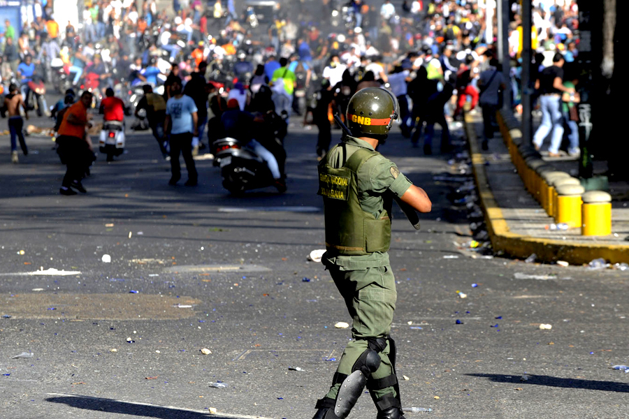 Psiholog social Plecarea lui Maduro nu va schimba sistemul